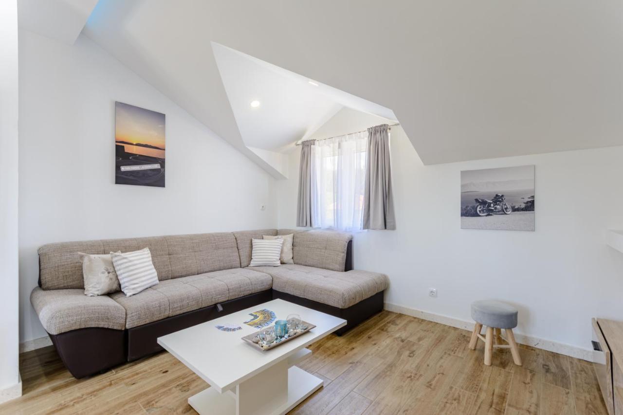 Apartment Darka 1 Sumartin Extérieur photo